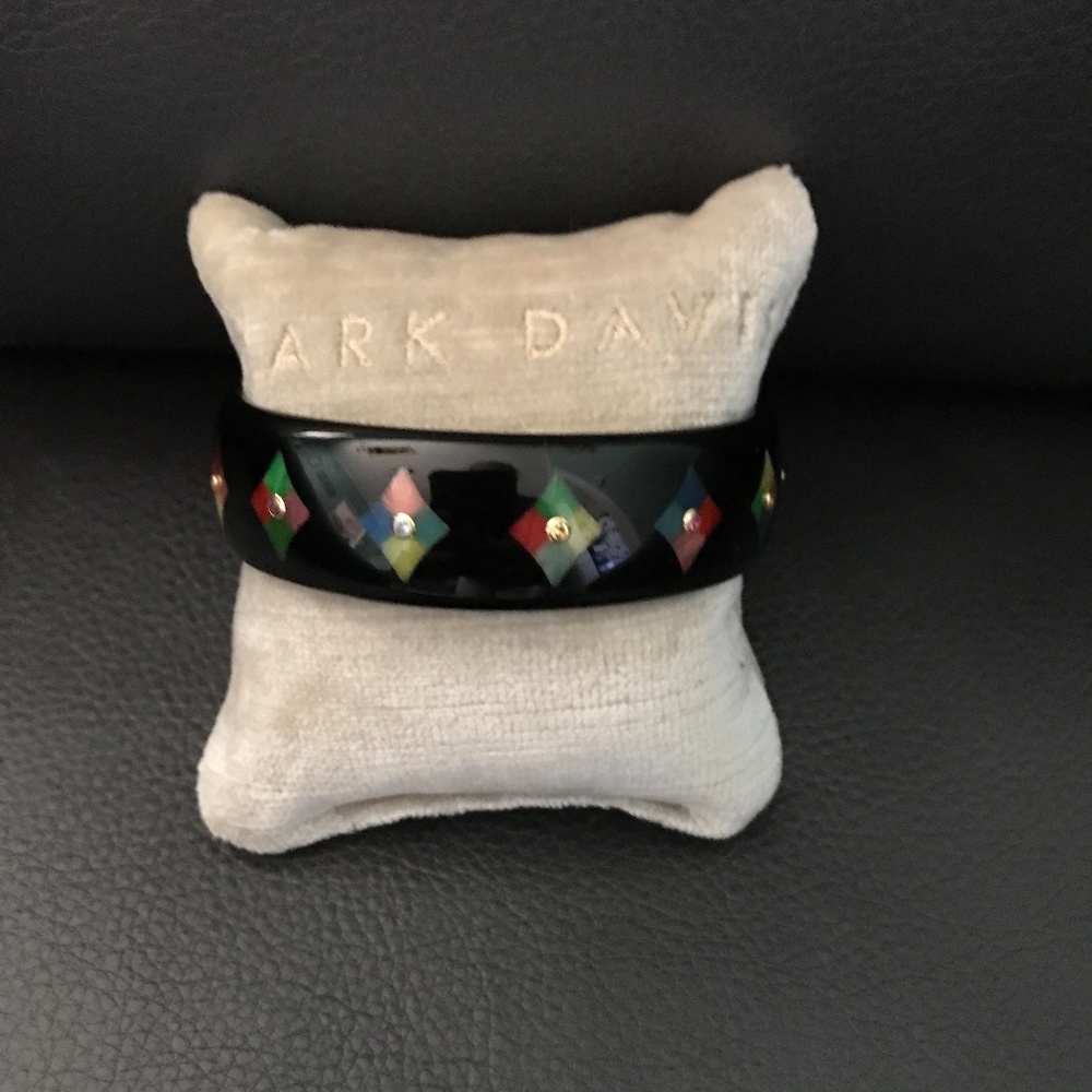 Mark Davis Bakelite 18 kt